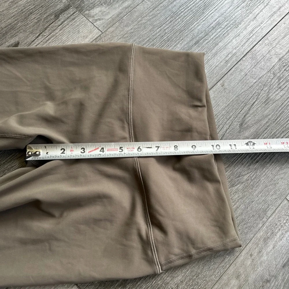 Lululemon Taupe Align Leggings 6 26